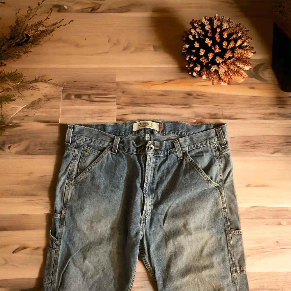 Levi’s Loose Fit Zipper🪰Straight Carpenter Jeans!